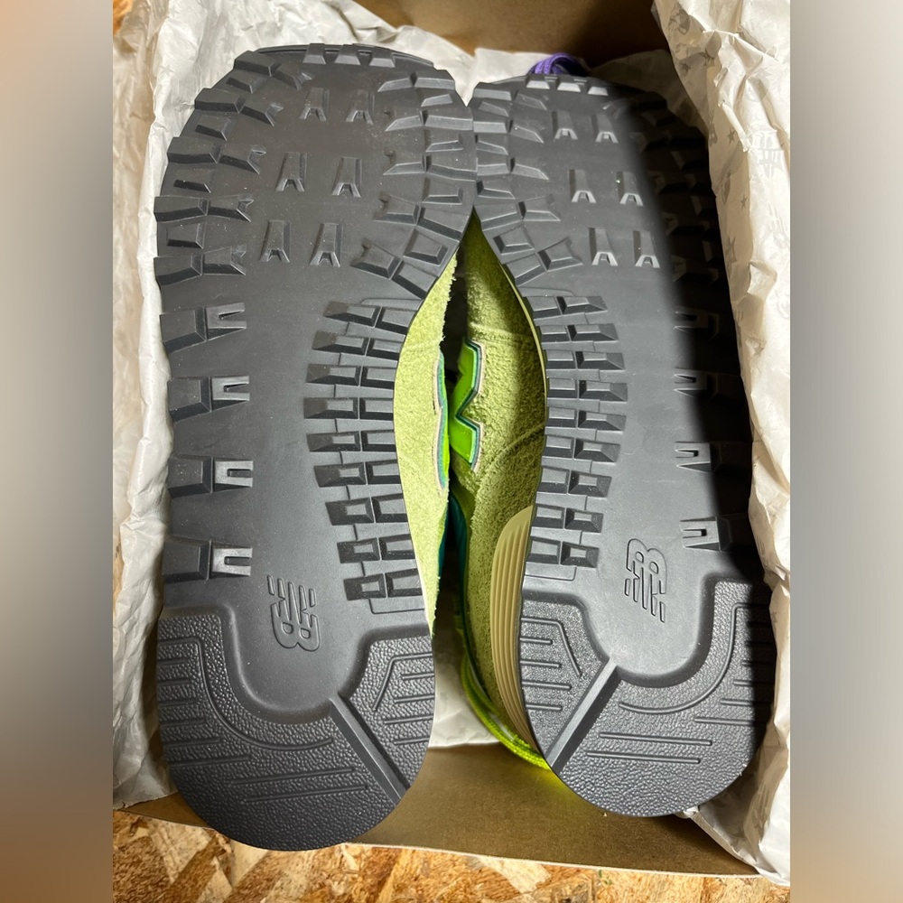 New Balance Green Lime Teal Suede Sneakers - Picture 5 of 6
